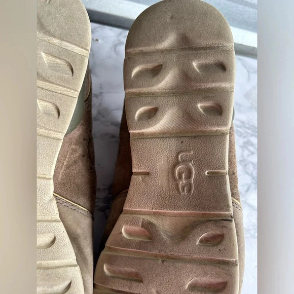 UGG Australia Tye Lace Up Leather Perforated Fashion Sneakers Brown Sz 12 Womens - Picture 9 of 10